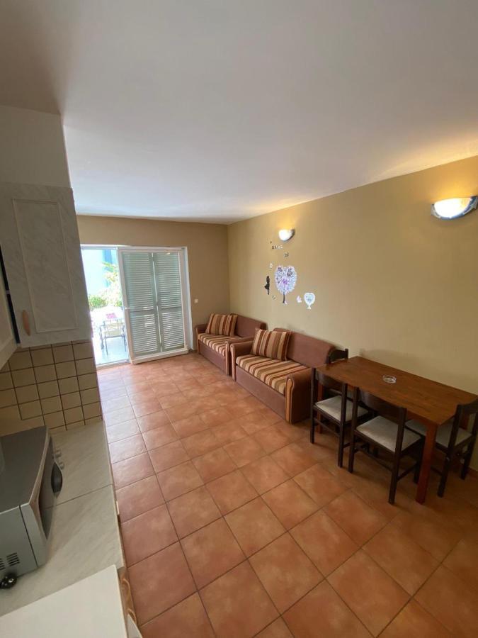 Apartment Dilba Novalja Ngoại thất bức ảnh